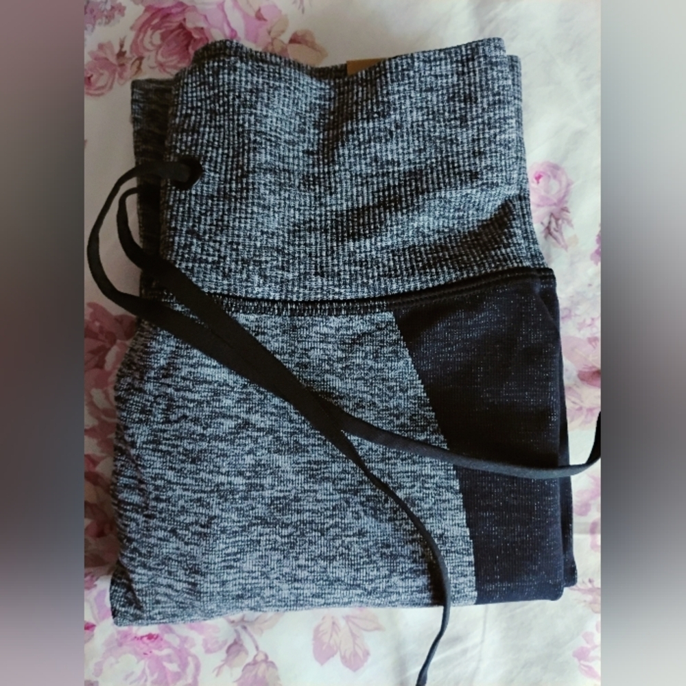 Victoria's Secret PINK Active Gray & Black Seamless Joggers SIZE X-SMALL 🆕 - Picture 11 of 12